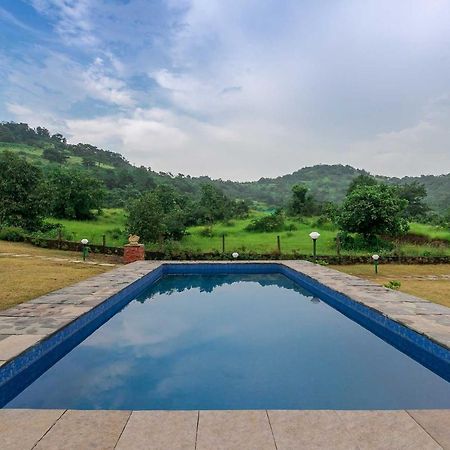 Stayvista'S Shivom Villa 2 - A Serene Escape With Views Of The Valley And Lake Lonavala Exterior foto
